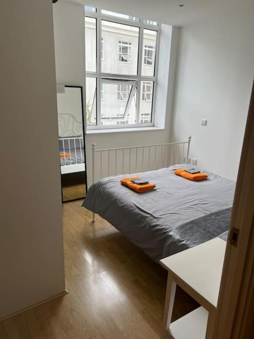 Stunning 2 Bed Flat! Centrally Located In London, Uk! Extérieur photo