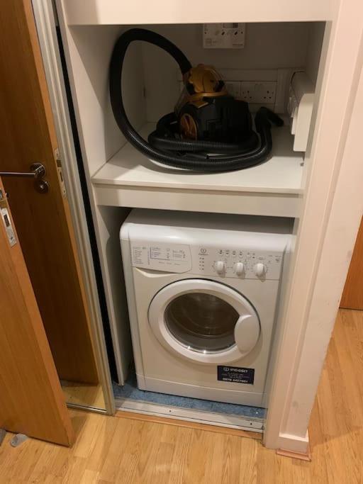 Stunning 2 Bed Flat! Centrally Located In London, Uk! Extérieur photo