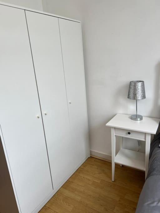 Stunning 2 Bed Flat! Centrally Located In London, Uk! Extérieur photo