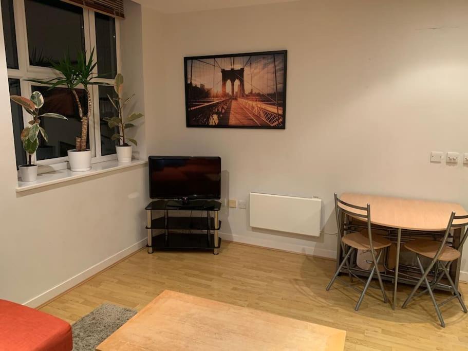 Stunning 2 Bed Flat! Centrally Located In London, Uk! Extérieur photo
